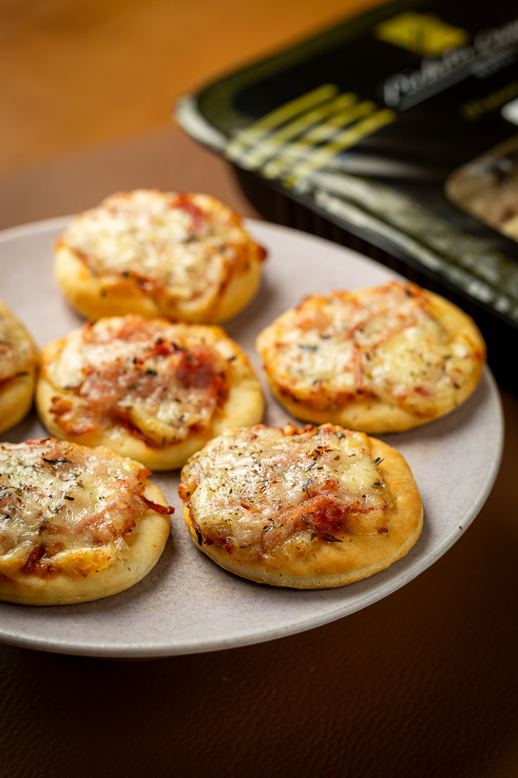 – Mini Pizzas