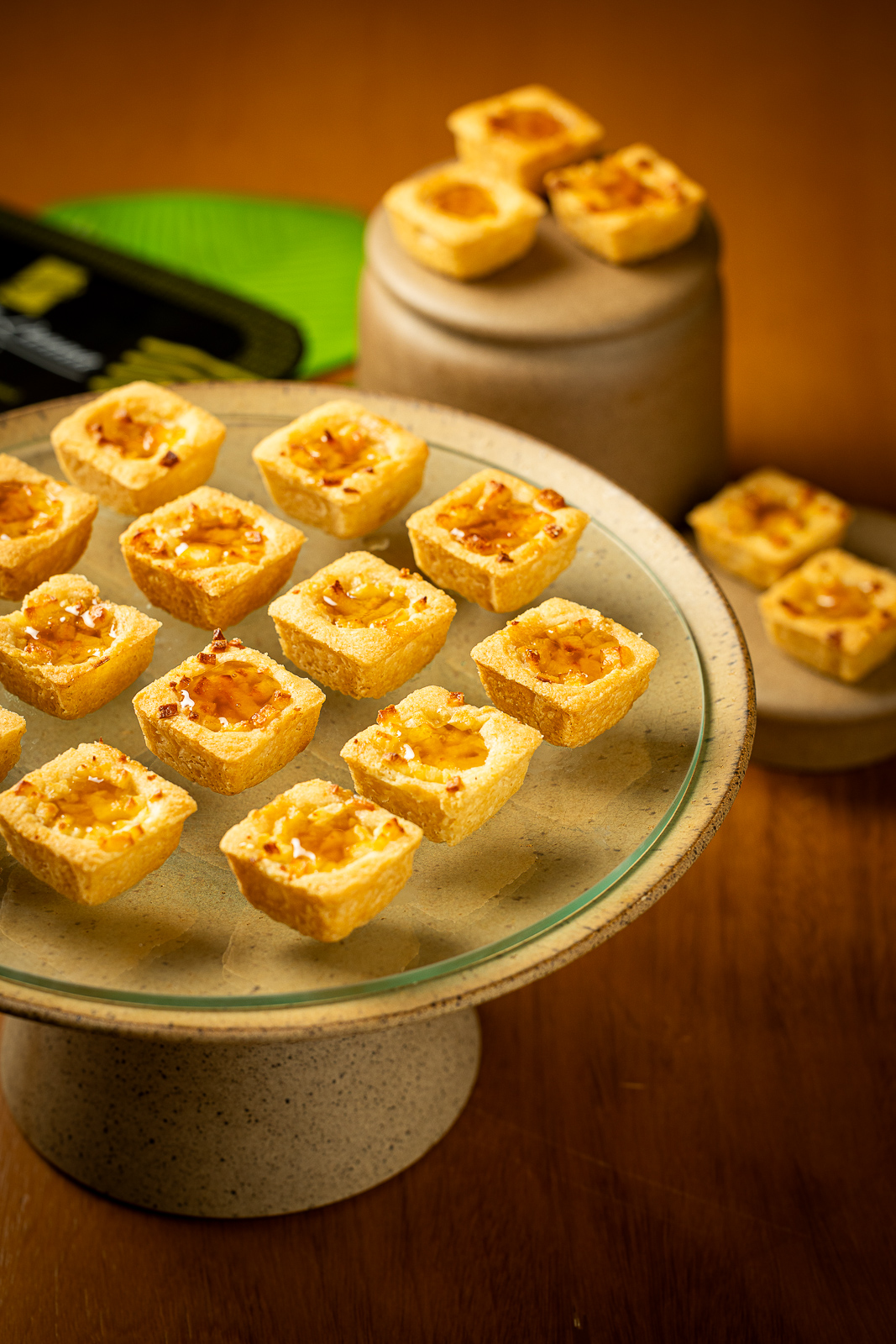 – Crocante de queijo coalho com mel